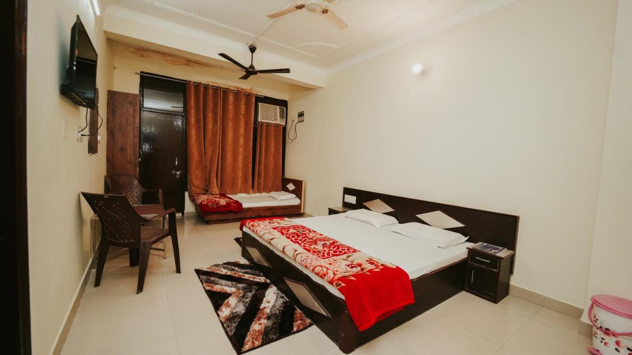 Hotel Orange Classic Rishīkesh Esterno foto